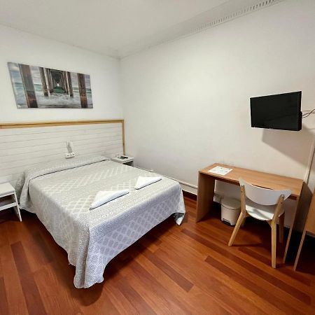 Hotel Montero Sestao Bilbao Trapagaran Esterno foto